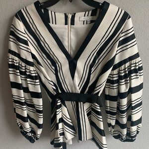 Alexis v neck balloon sleeve top Xs